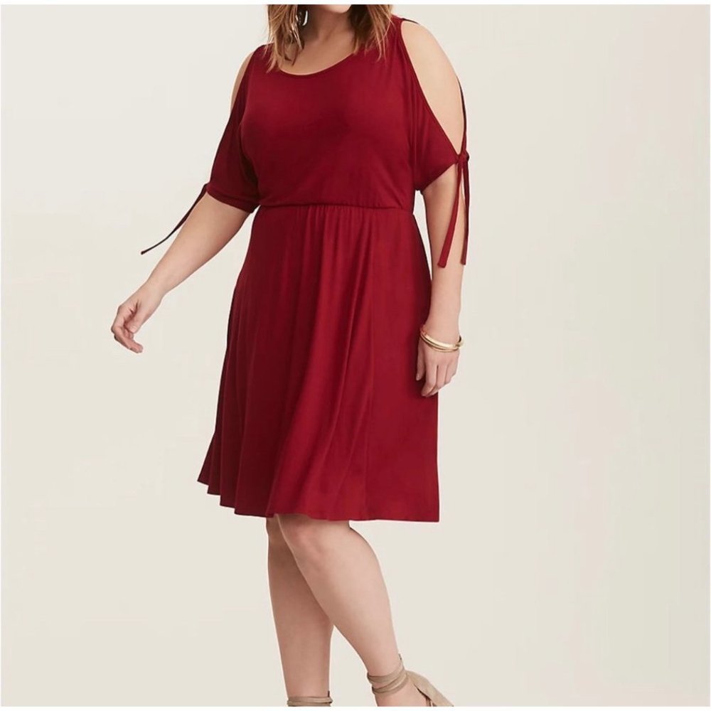 Torrid Red Jersey Cold Shoulder Stretch Dress 2X